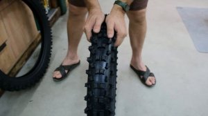 Обзор и сравнение передних эндуро покрышек gumm tire и Пет