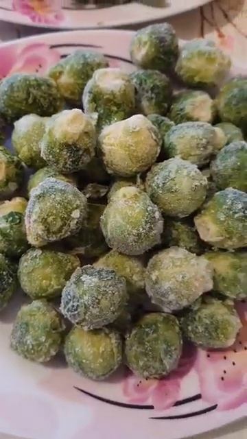 Замороженная брюссельская капуста