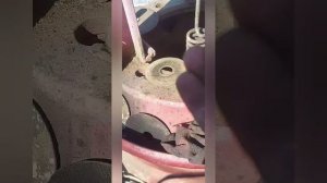 установка пружины тормозных колодок shacman man