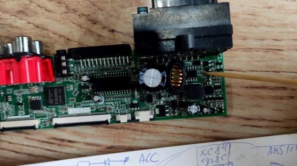 Автомагнитола 2 DIN не включается, предыстория. 2 DIN radio doe