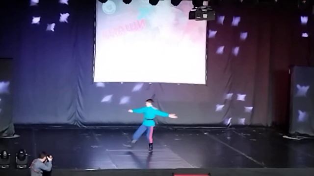 соло "С победой на Дон". хореограф-постановщик засл. ар?