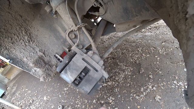 Замена передних колодок Lada Granta Fl с абс .