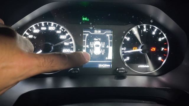 Chery Tiggo 4 Pro. Ошибка давления в колесе. Нужно ехать в шино смотреть онлайн