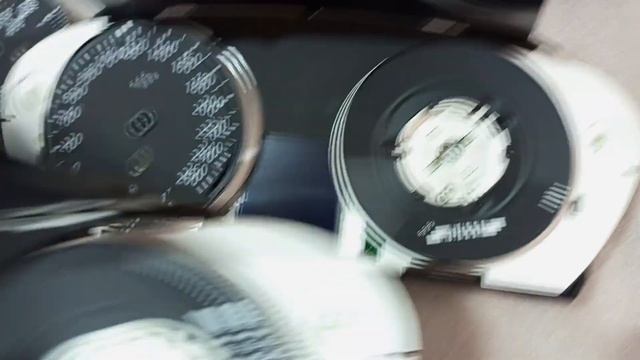 Замена шкал c американских на европейские BMW e70 e60 смотреть онлайн