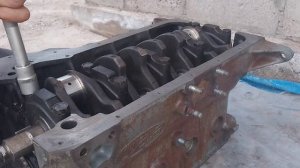 правильная затяжка крышки коленвала на ниве