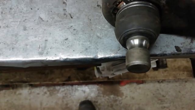 Шаровая опора Лада Ларгус смотреть онлайн