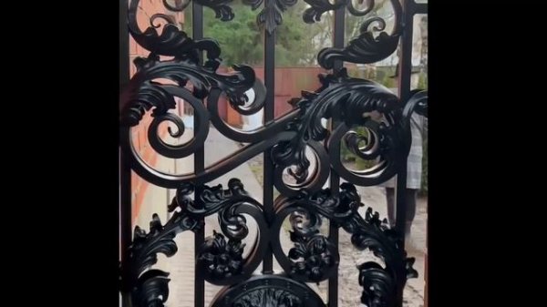 кованое ограждение в нишу https://dveri-best.ru/products/reshetki-kovanye-rk-217-