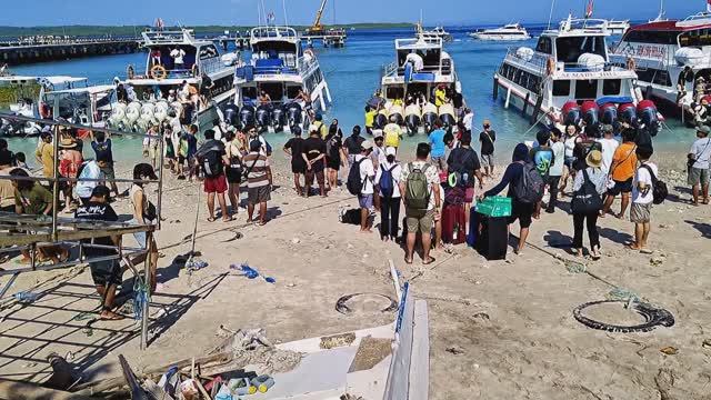 Nusa Penida — небольшой остров Индонезии