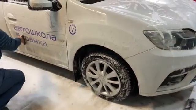 Как пользоваться самомойкой и недорого помыть машину? смотреть онлайн