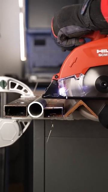 Циркулярная пила + сталь = ? #стройка #инструменты #diy Сс? смотреть онлайн