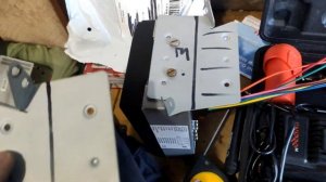 Замена магнитолы на Geely MK