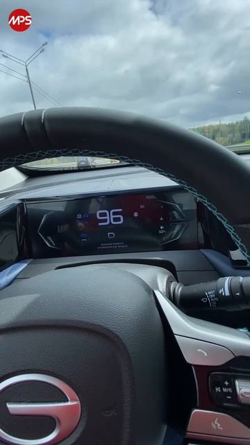 Geely Coolray против GAC GS3: бестселлер против новичка – почти на равных? смотреть онлайн