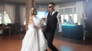 Зажигательный свадебный танец жениха и невесты!