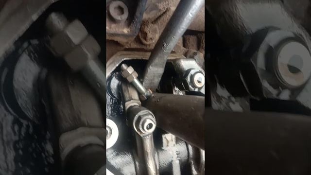 Як зняти форсунки на MAN ТГА. смотреть онлайн