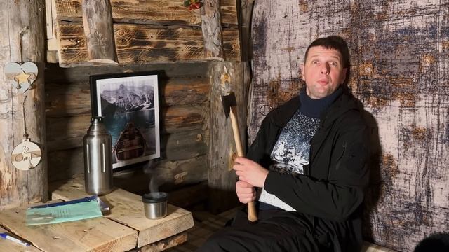 НЕЗАПЛАНИРОВАННАЯ НОЧЕВКА в загаженной ЗЕМЛЯНКЕ | ПЕР