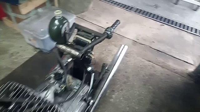 Завершение сборки двух двигателей ИЖ. Пуск. смотреть онлайн