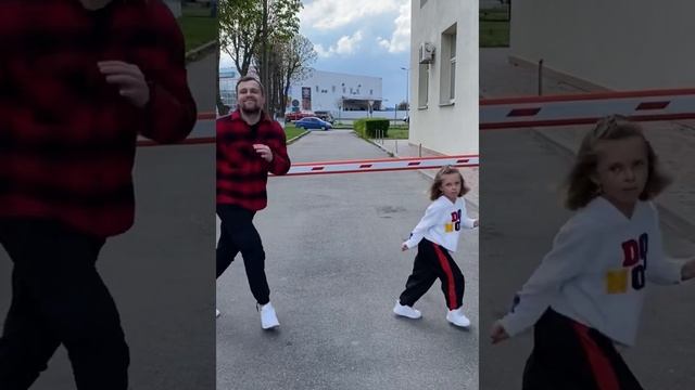 Супер танец😮Просто и красиво🤩 смотреть онлайн