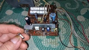 Предохранители в блоке питания. Никогда так не делайт?