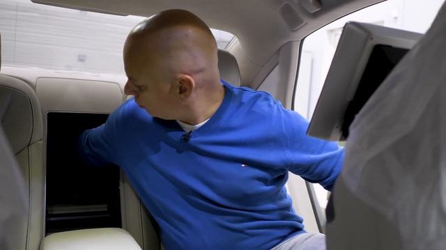 Audi A8: улучшили аудиосистему Bang & Olufsen и установили сабв? смотреть онлайн