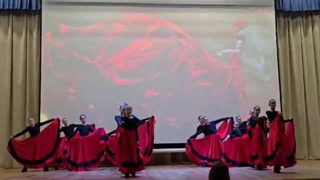 Музыка: Дидюля - Фламенко (Костёр) Испанский танец. Кол? смотреть онлайн
