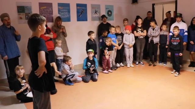 День народження Брейк данса.Хмельницький "STcrew" Дімка смотреть онлайн