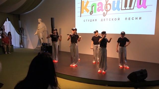 "Кадриль московская" смотреть онлайн