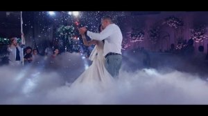 Трогательный танец отца и дочери на свадьбе