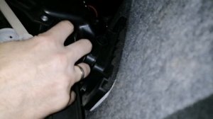 Замена салонного фильтра Nissan X-Trail T32