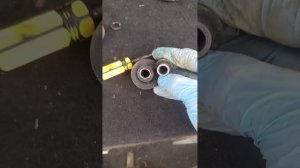 Замена салемблоков заднего амортизатора Ваз, что лучш