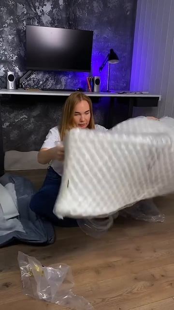 Лежанка для стаффорда! Покупки с озона #shortvideo #собака #стафф #staff #озон #лежанка #длясобак смотреть онлайн