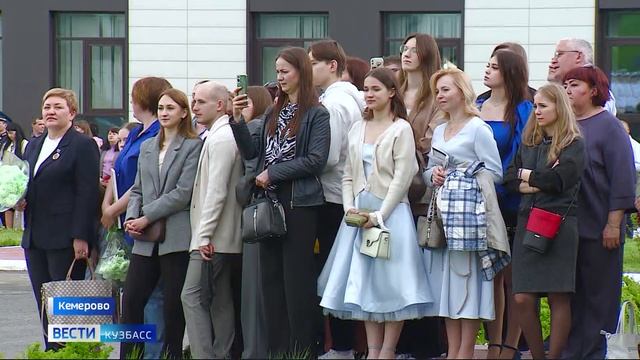 Воспитанников и педагогов Президентского кадетского