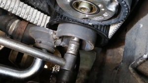 Субару Форестер 2.0. Замена сальников распредвалов. При