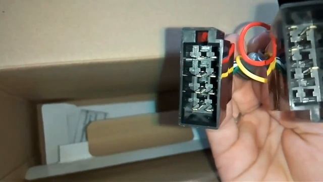 Sony CDX-G1200U. Розпаковка смотреть онлайн