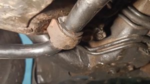 Замена втулок поперечного стабилизатора, Ниссан Альм?