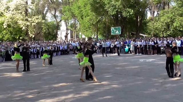 1. Последний звонок - танец