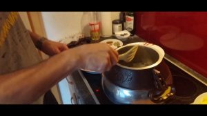 Свиные рёбра в афганском казане