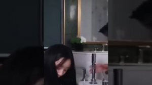 Генеральный директор завоевал сердце красавицы одной