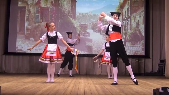 Dance Tarantella/Танец Тарантелла смотреть онлайн