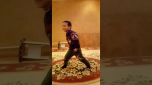 Танец "Кара жорга" в исполнении Ислама