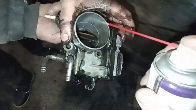 Toyota Camry XV30 2AZ Чистка дроссельной заслонки смотреть онлайн