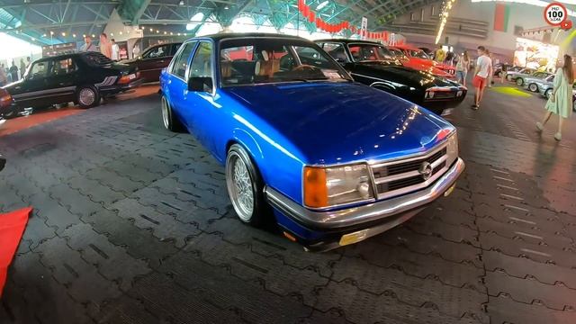 СТАРЫЕ, РЕДКИЕ и КЛАССИЧЕСКИЕ АВТО на ВЫСТАВКЕ "VINTAGEDAY 2 смотреть онлайн