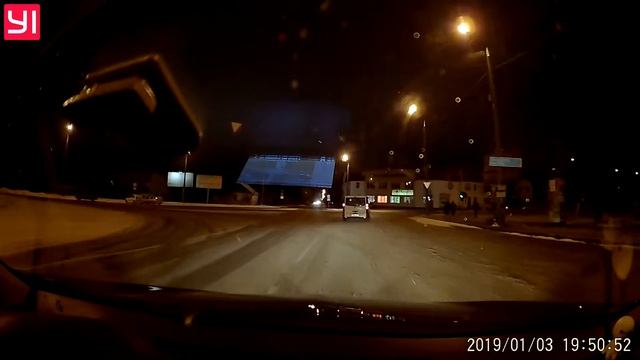 пример Xiaomi Yi Dash Camera 2