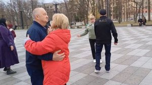 ВСТРЕТИЛ ТЕБЯ Я , БЫЛА ТЫ САМАЯ МИЛАЯ❤️ ТАНЦЫ ❤️ХАРЬ?