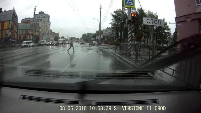 регистратор SilverStone F1 А85 Crod CPL дождь 3 смотреть онлайн