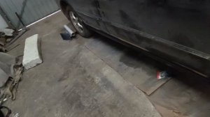 Hyundai accent. Удаление ржавчины и покраска порогов.