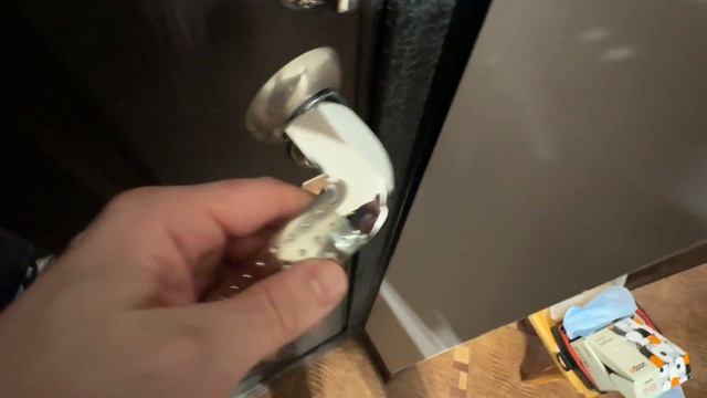 Как заменить ручку на входной двери? смотреть онлайн