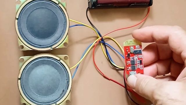 Bluetooth аудио модуль DW-CT14 с усилителем 2 х 3 Вт смотреть онлайн