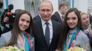 «Очень неожиданно и смело»: Евгения Медведева решила принять участие в ледовом шоу Алины Загитовой