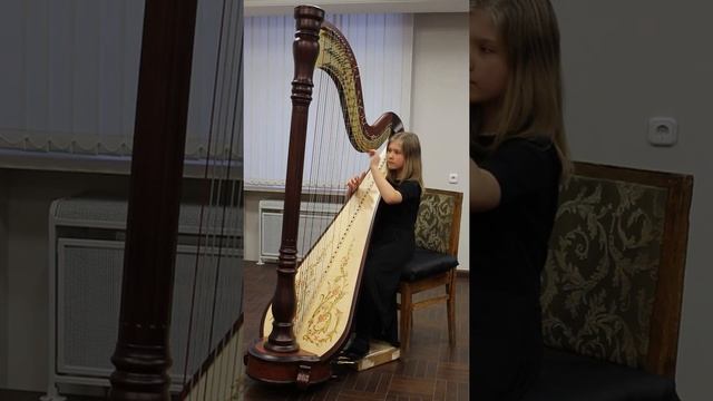 Головий Мелания, Арфа. Г.Ренье 
