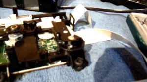 SONY MDS-JB980. Не читает (не видит) диск. Диагностика, обнару?